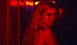 霓虹恶魔皮肤爆料视频,炫彩光影，魅力四溢