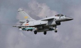 歼10最新爆料,我国空中利剑再升级，性能突破引关注