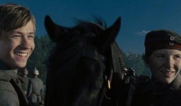 战马电影在线观看免费,免费在线观看，感受史诗般的骏马传奇